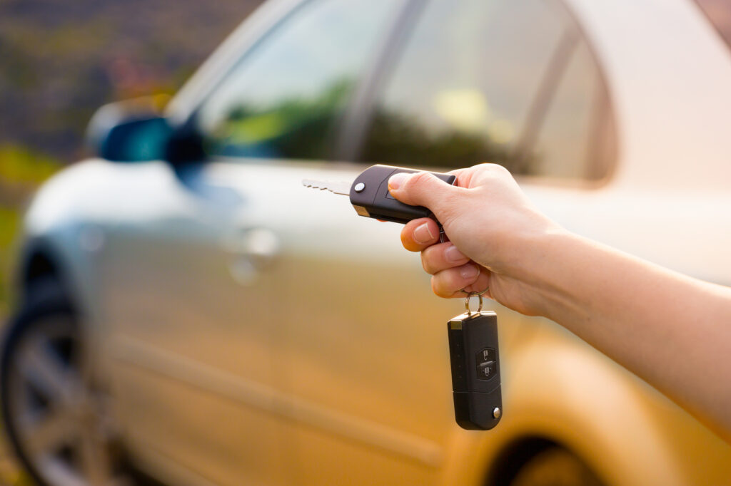 Reasons to Rent a Luxury Car on Your Business Trip